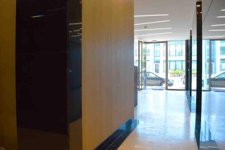 Anfa Flores 19-the Luxe,the Comfort & The Place